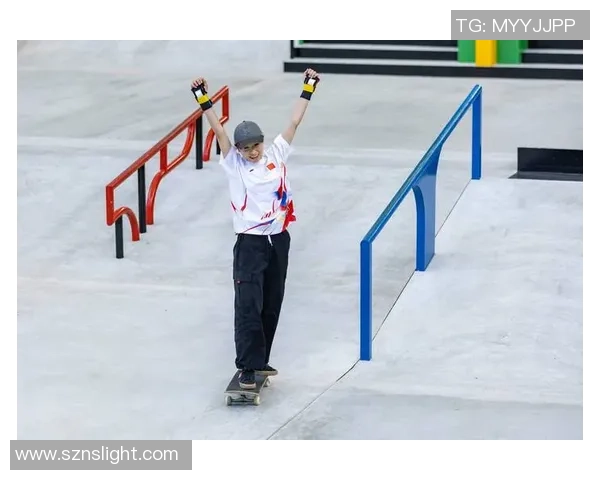 滑板与梦想交织的旅程：吴娜的深度对话与人生启示