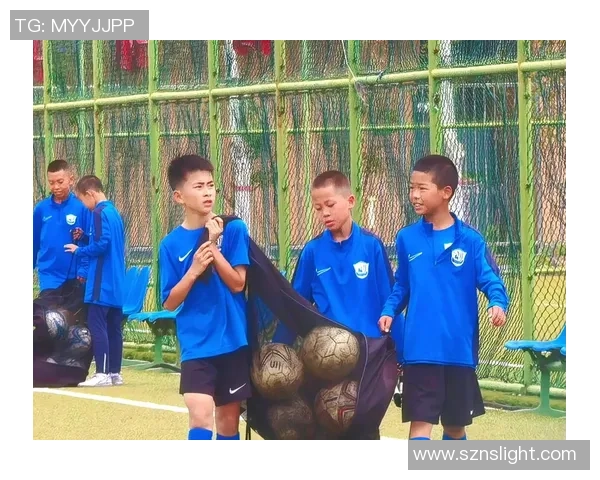 足球选拔采访揭秘年轻球员成长之路与未来发展潜力分析